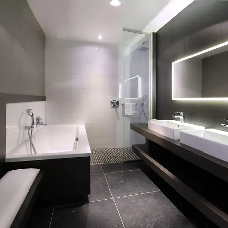 Der Valk - Veghel 우덴