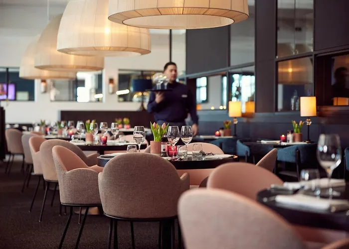 Der Valk - Veghel 乌登