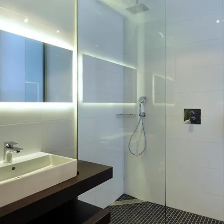 Der Valk - Veghel 4* أودن